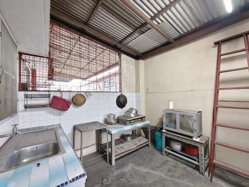 Rumah Berkembar untuk Dijual di Taman Lim (Ipoh) - Gary Tang - Kitchen - PropertyGuru.com.my