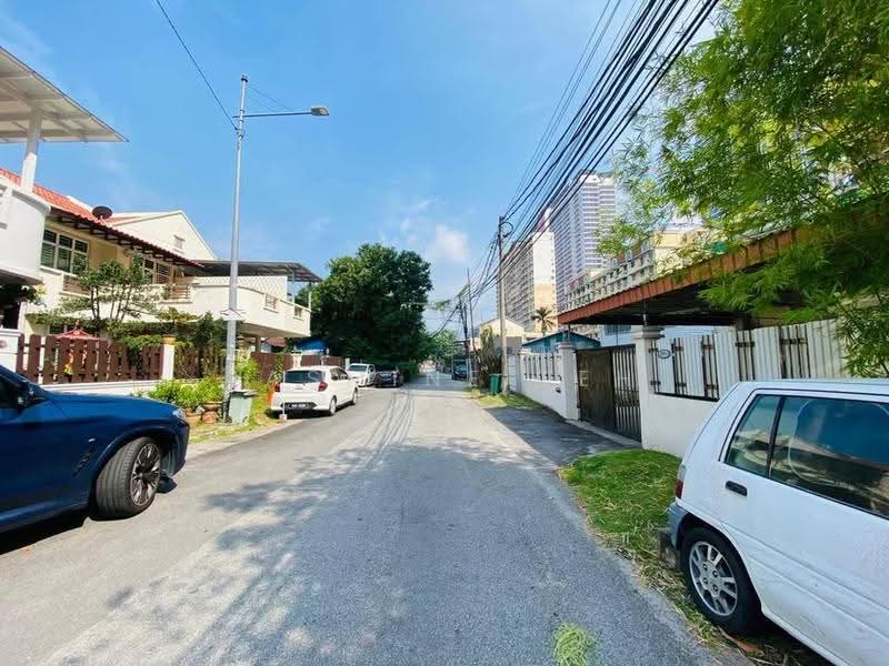 Semi-Detached House for Sale in Jelutong (Penang) - Jasmine Teh - Exterior - PropertyGuru.com.my