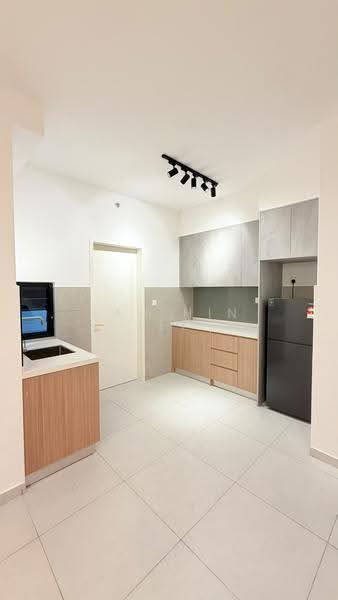 Condominium for Rent at D'Terra Residences - Kah Hin Lee - Kitchen - PropertyGuru.com.my