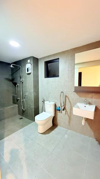 Condominium for Rent at D'Terra Residences - Kah Hin Lee - Bathroom - PropertyGuru.com.my