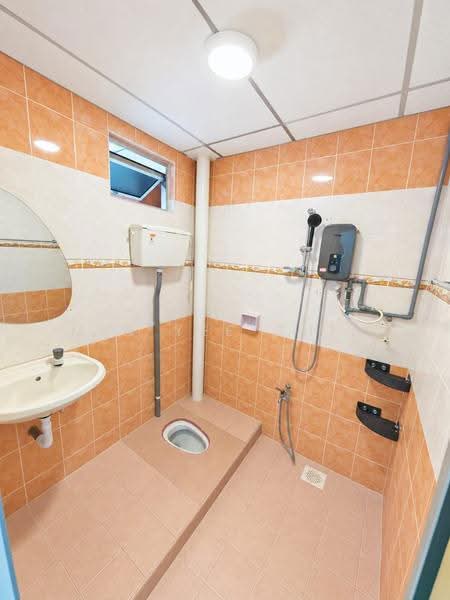 2-storey Terraced House for Rent in Taman Merdeka (Batu Berendam) - Min Yee Chin - Bathroom - PropertyGuru.com.my
