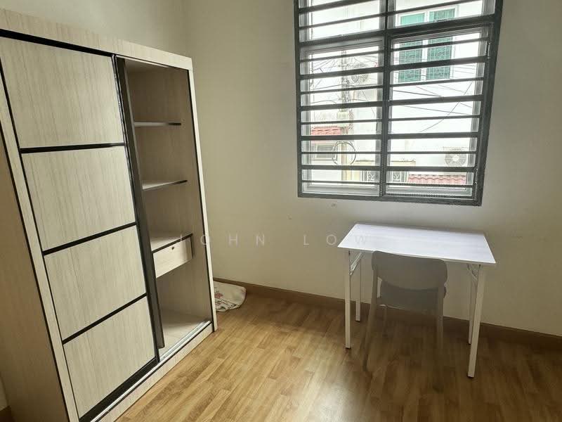 Condominium for Rent at Taman Sri Pulai Perdana - John Low - Interior - PropertyGuru.com.my
