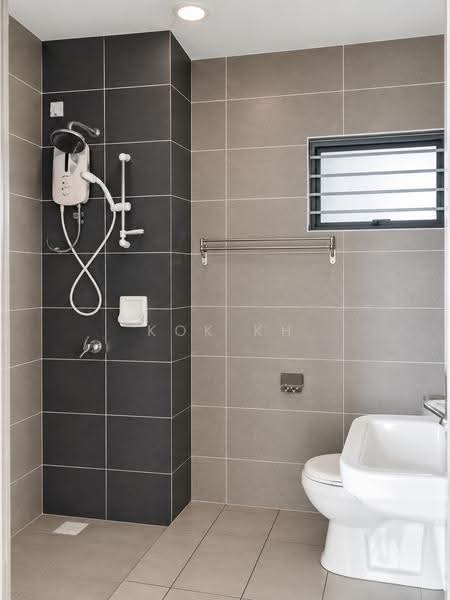 Kondominium untuk Disewa di The Henge - Kok KH - Bathroom - PropertyGuru.com.my