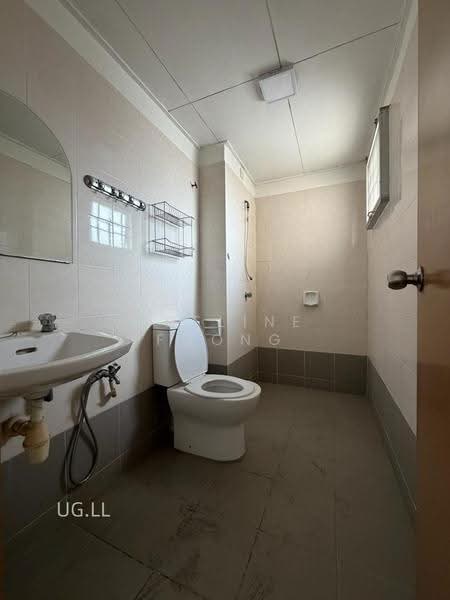 Rumah Teres untuk Dijual di Bandar Botanic (Klang) - Adeline Foong - Bathroom - PropertyGuru.com.my