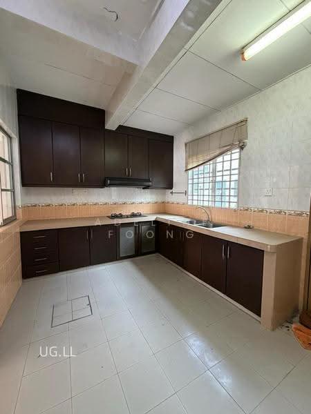 Rumah Teres untuk Dijual di Bandar Botanic (Klang) - Adeline Foong - Kitchen - PropertyGuru.com.my