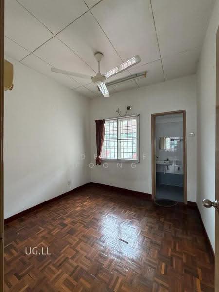 Rumah Teres untuk Dijual di Bandar Botanic (Klang) - Adeline Foong - Bedroom - PropertyGuru.com.my