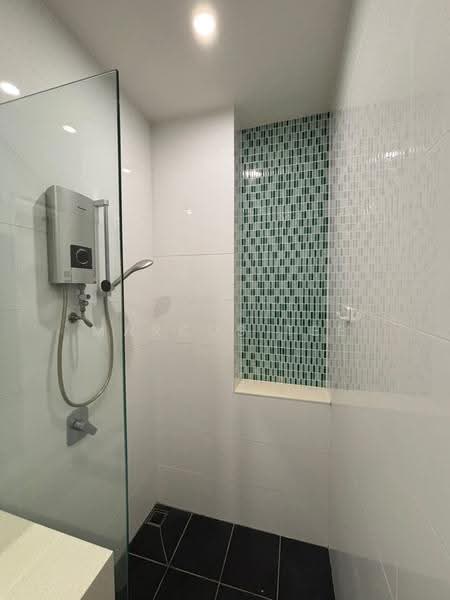 Kediaman Servis untuk Disewa di Residential Suites @ HighPark - Marcus Tee - Bathroom - PropertyGuru.com.my