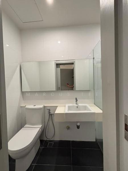 Kediaman Servis untuk Disewa di Residential Suites @ HighPark - Marcus Tee - Bathroom - PropertyGuru.com.my