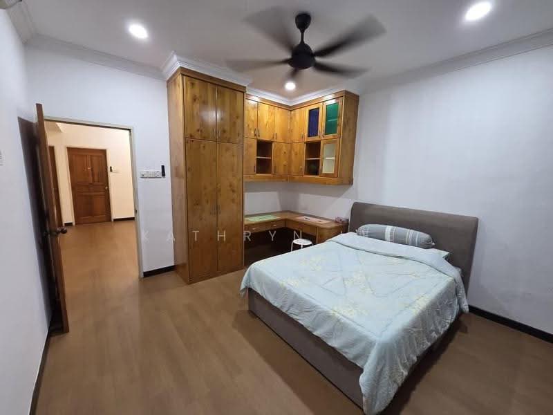 Terraced House for Rent in Pulau Tikus (Penang) - Kathryn Lee - Bedroom - PropertyGuru.com.my