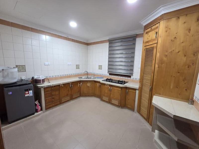Terraced House for Rent in Pulau Tikus (Penang) - Kathryn Lee - Kitchen - PropertyGuru.com.my
