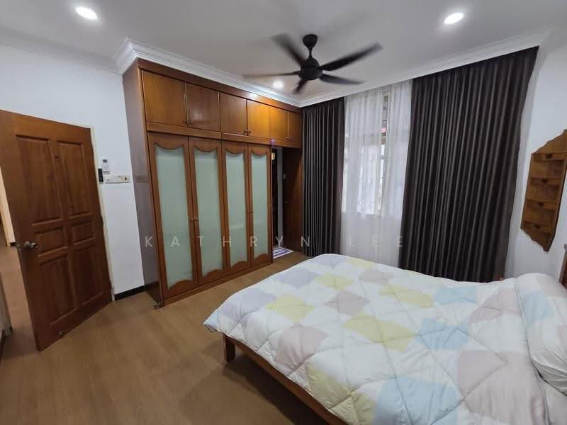 Terraced House for Rent in Pulau Tikus (Penang) - Kathryn Lee - Bedroom - PropertyGuru.com.my