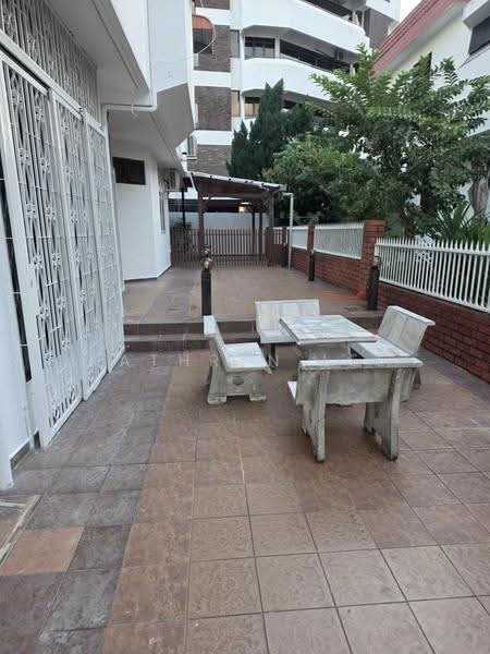 Terraced House for Rent in Pulau Tikus (Penang) - Kathryn Lee - Exterior - PropertyGuru.com.my
