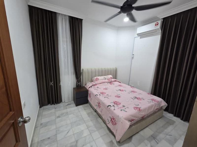 Terraced House for Rent in Pulau Tikus (Penang) - Kathryn Lee - Bedroom - PropertyGuru.com.my