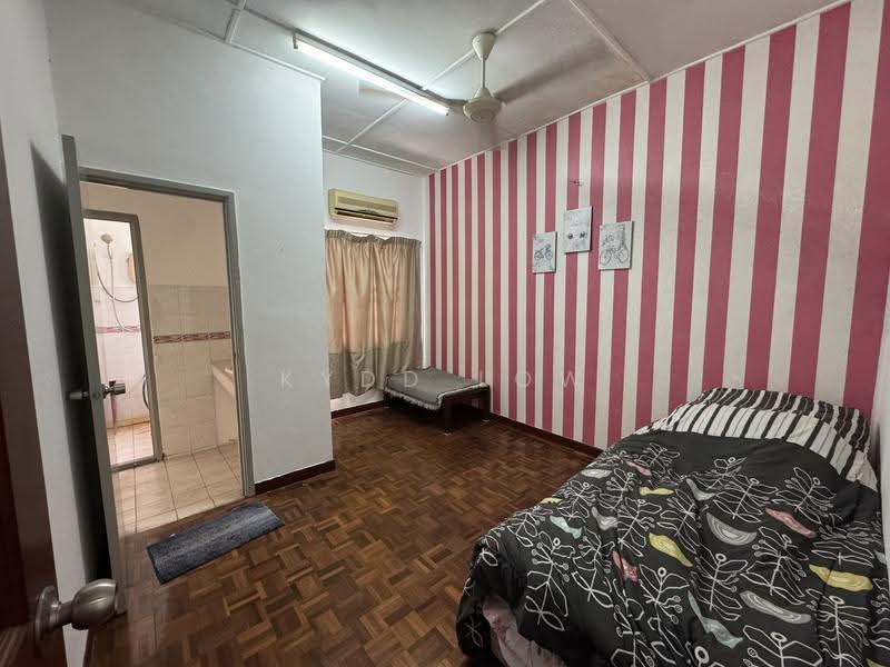 2-storey Terraced House for Sale in Bandar Bukit Puchong (Puchong) - Kydd Low - Bedroom - PropertyGuru.com.my