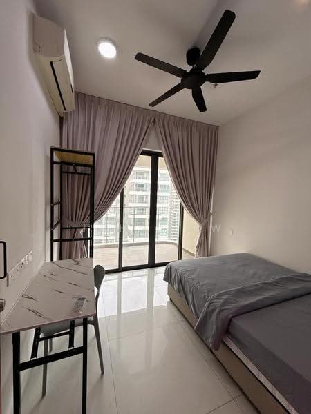 Condominium for Rent at Kings Bay @ Country Garden Danga Bay - John Low - Bedroom - PropertyGuru.com.my