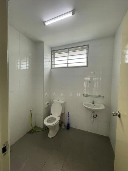 Rumah Teres 3-Tingkat untuk Dijual di Bandar Teknologi Kajang (Kajang) - Aaron Ong - Bathroom - PropertyGuru.com.my