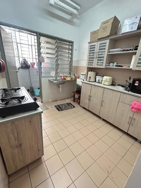 Condominium for Rent at Residensi Laguna (Sunway Belvedere) - Raymond Ling - Kitchen - PropertyGuru.com.my