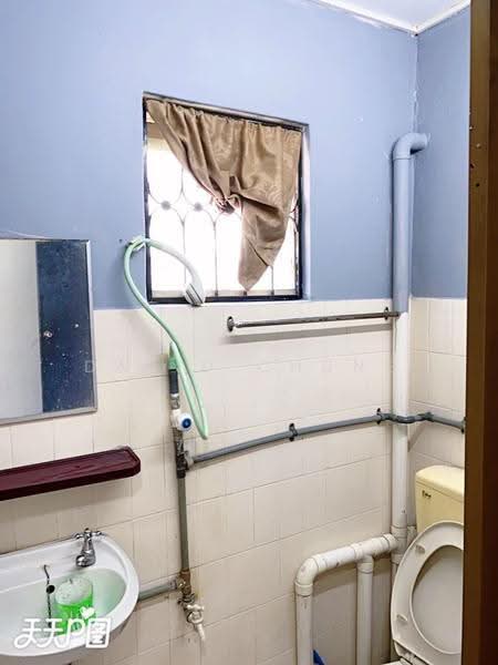 Flat for Sale at Seksyen 2 Wangsa Maju Flat - David Chung - Bathroom - PropertyGuru.com.my