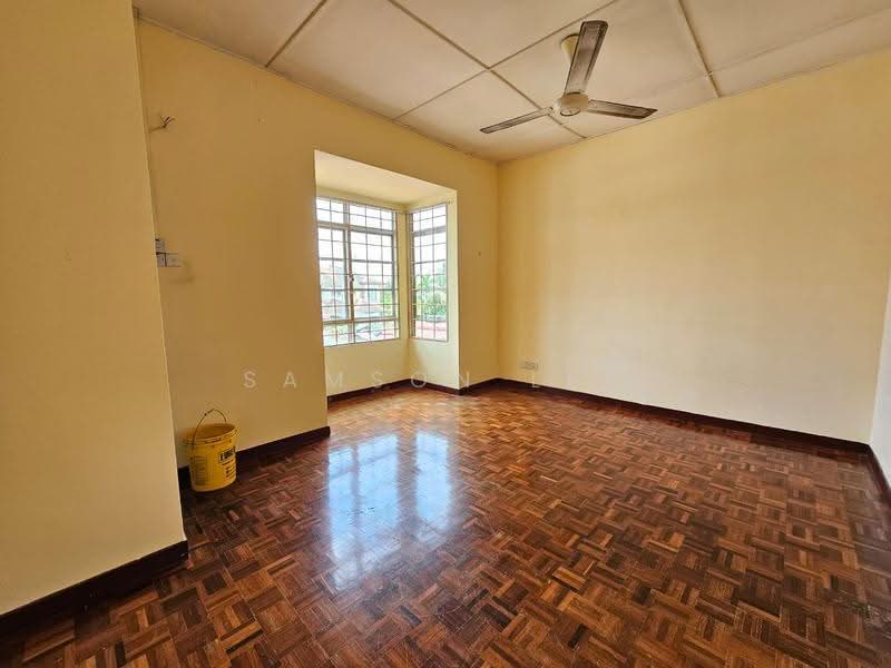 2-storey Terraced House for Rent in Kota Kemuning (Shah Alam) - Samson Lee - Living Room - PropertyGuru.com.my