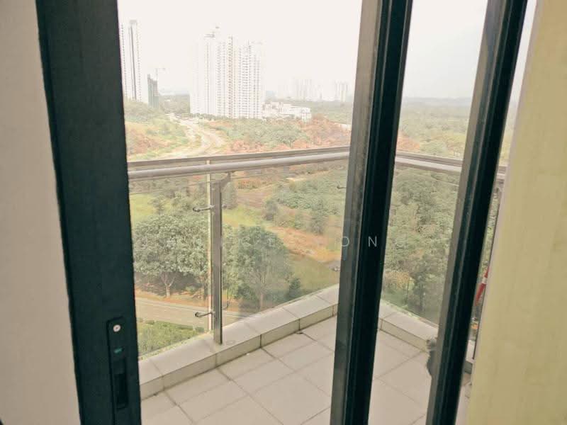 Kediaman Servis untuk Disewa di Meridin Executive Suites @ The Meridin - Janice Yong - Balcony - PropertyGuru.com.my