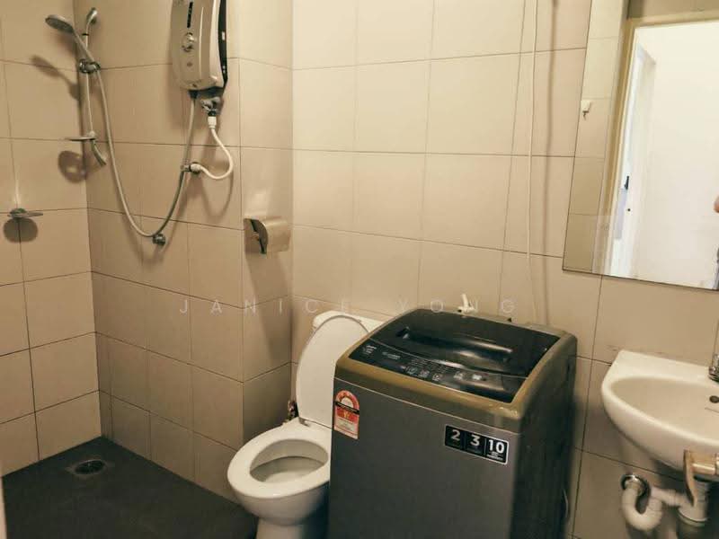 Kediaman Servis untuk Disewa di Meridin Executive Suites @ The Meridin - Janice Yong - Bathroom - PropertyGuru.com.my