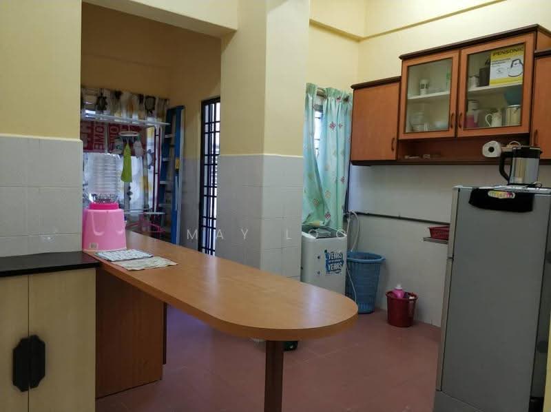 Apartment for Rent at Le Courts Desa Tambun - May Loo - Kitchen - PropertyGuru.com.my