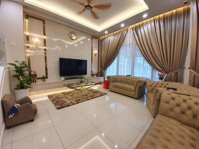 Rumah Berkembar untuk Dijual di Taman Molek (Johor Bahru) - Arshad . - Living Room - PropertyGuru.com.my