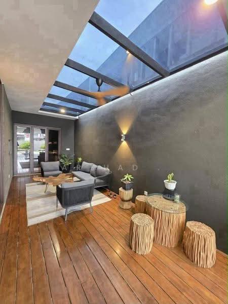 Semi-Detached House for Sale in Johor Bahru (Johor) - Arshad . - Balcony - PropertyGuru.com.my