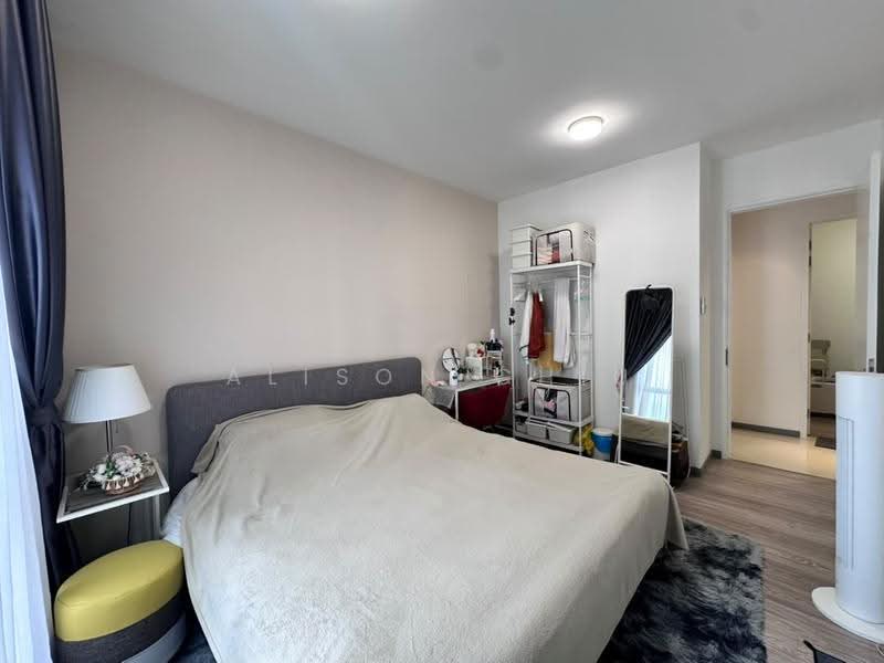 Kediaman Servis untuk Dijual di United Point (Residensi Berpadu) - Alison Chiu - Bedroom - PropertyGuru.com.my