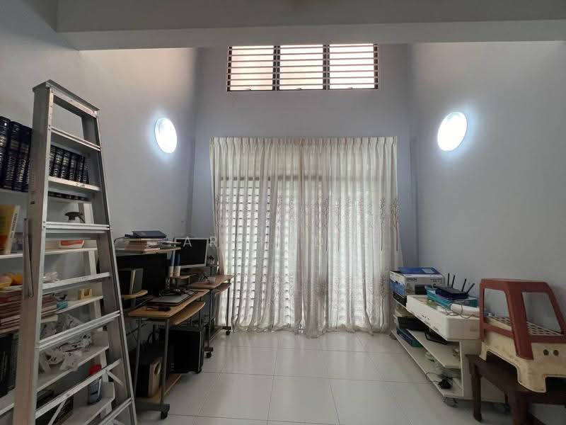 Rumah Kluster untuk Dijual di Skudai (Johor) - Arshad . - Study - PropertyGuru.com.my