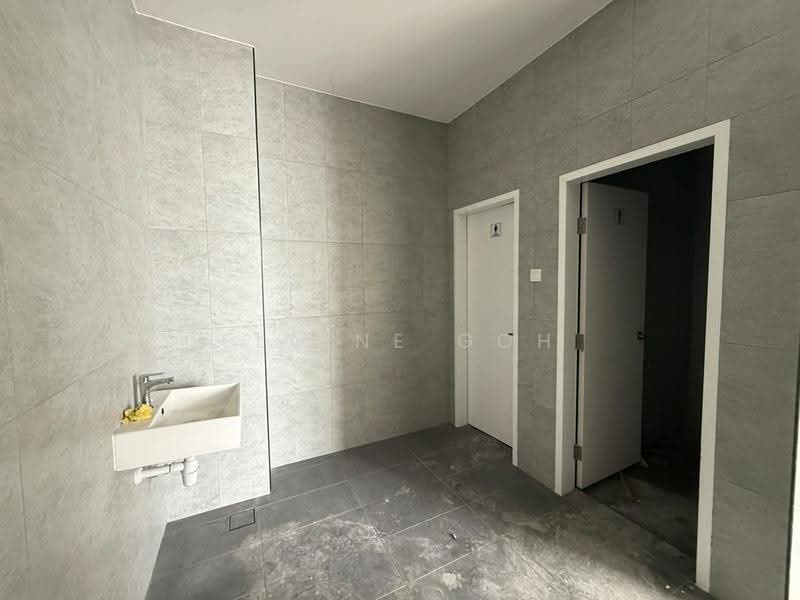 Kilang untuk Disewa di Senai (Kulai) - Elaine Goh - Bathroom - PropertyGuru.com.my
