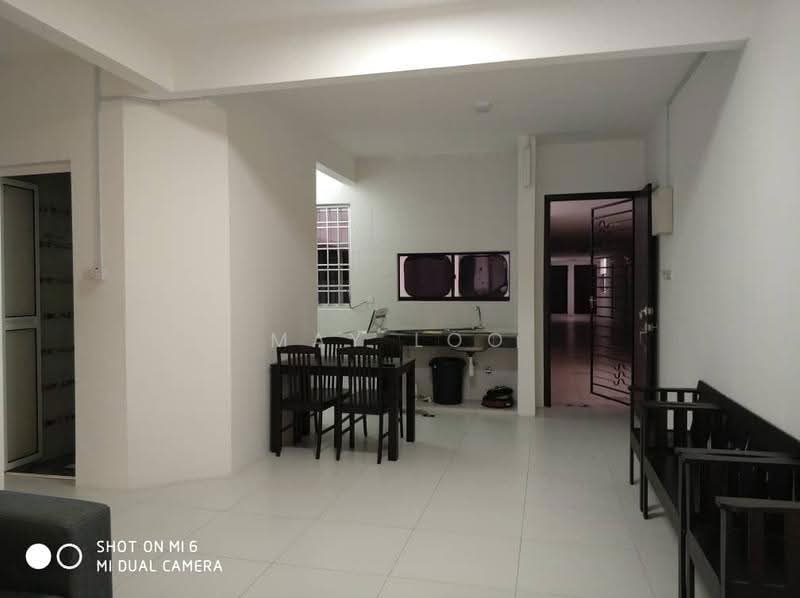 Condominium for Rent at Treetops Residence - May Loo - Kitchen - PropertyGuru.com.my
