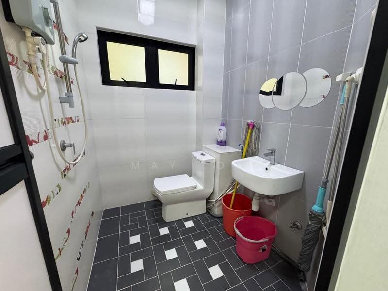 Condominium for Rent at Treetops Residence - May Loo - Bathroom - PropertyGuru.com.my
