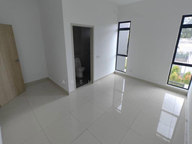Cluster House for Sale in Iskandar Puteri (Nusajaya) (Johor) - Arshad . - Bathroom - PropertyGuru.com.my