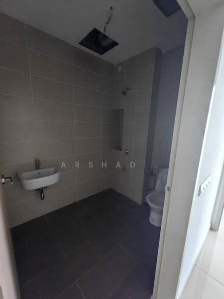 Cluster House for Sale in Iskandar Puteri (Nusajaya) (Johor) - Arshad . - Bathroom - PropertyGuru.com.my