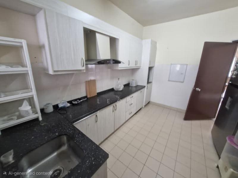 Rumah Teres 2-Tingkat untuk Dijual di Kota Damansara (Selangor) - Leon Liew - Kitchen - PropertyGuru.com.my