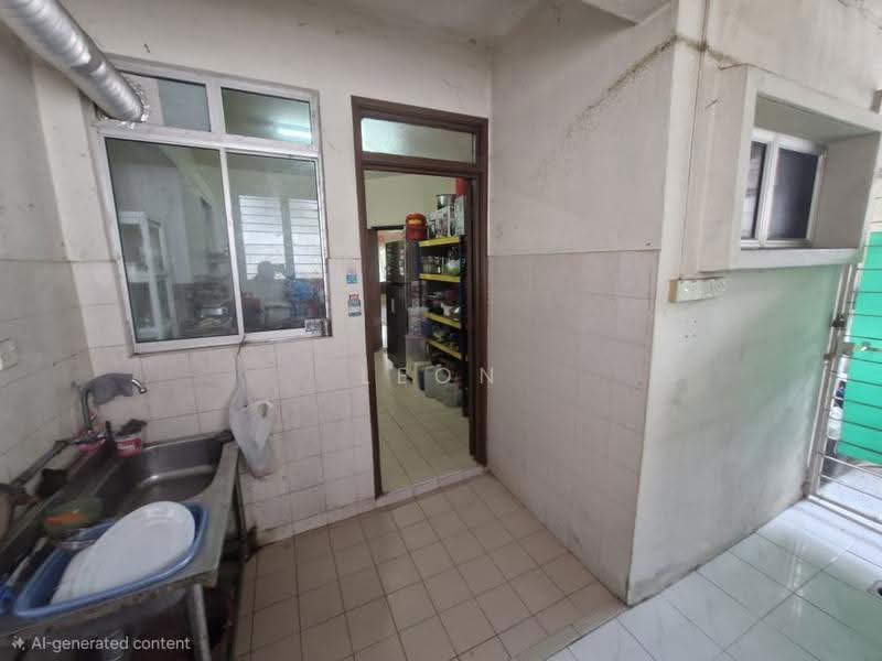 Rumah Teres 2-Tingkat untuk Dijual di Kota Damansara (Selangor) - Leon Liew - Kitchen - PropertyGuru.com.my