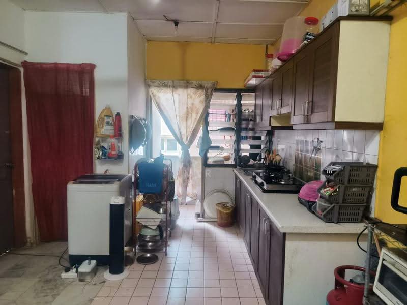 Apartment for Sale at Makmur Apartment - Mr Zack - Kitchen - PropertyGuru.com.my