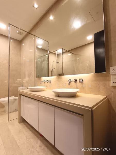 Service Residence for Sale at Straits Quay (The Suites at Waterside) - Kathryn Lee - Bathroom - PropertyGuru.com.my