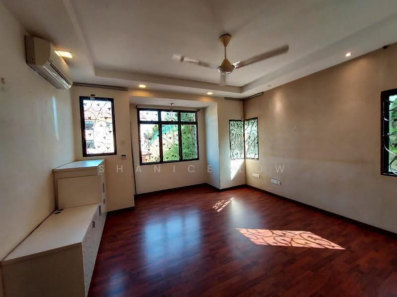 Rumah Teres 2.5-Tingkat untuk Dijual di Taman Puchong Hartamas (Puchong) - Shanice Low - Living Room - PropertyGuru.com.my