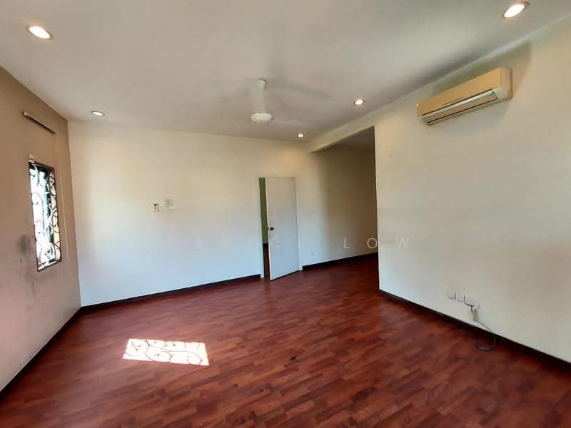 Rumah Teres 2.5-Tingkat untuk Dijual di Taman Puchong Hartamas (Puchong) - Shanice Low - Living Room - PropertyGuru.com.my
