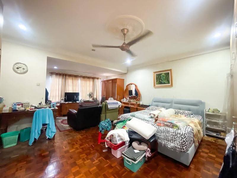 2-storey Terraced House for Sale in Seksyen 4 (Shah Alam) - Ahmad Ikhwan Arif - Bedroom - PropertyGuru.com.my