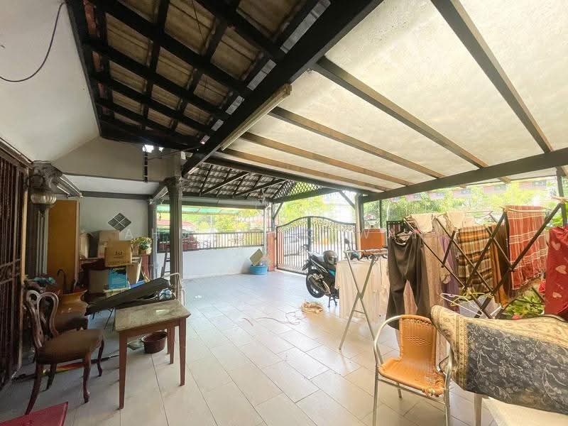 2-storey Terraced House for Sale in Seksyen 4 (Shah Alam) - Ahmad Ikhwan Arif - Exterior - PropertyGuru.com.my