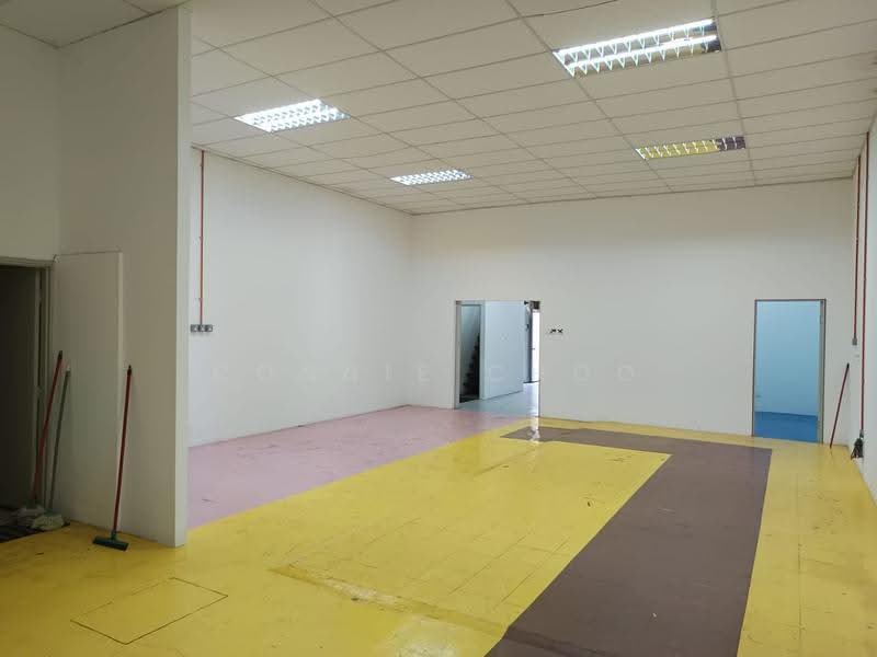 Warehouse for Rent in Taman Perindustrian Desa Tun Razak (Cheras) - Connie Choo - Interior - PropertyGuru.com.my