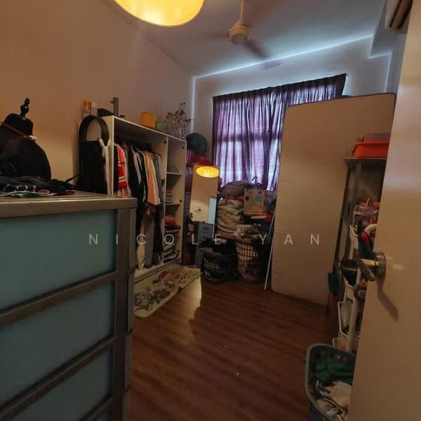 Kondominium untuk Dijual di Damansara Foresta - Nicole Yan - Bedroom - PropertyGuru.com.my