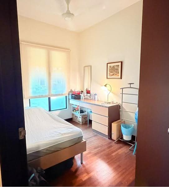 Rumah Teres 2-Tingkat untuk Dijual di Leisure Farm (Gelang Patah) - Jason Chua - Bedroom - PropertyGuru.com.my