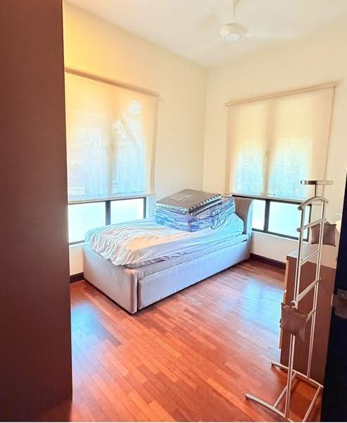Rumah Teres 2-Tingkat untuk Dijual di Leisure Farm (Gelang Patah) - Jason Chua - Bedroom - PropertyGuru.com.my