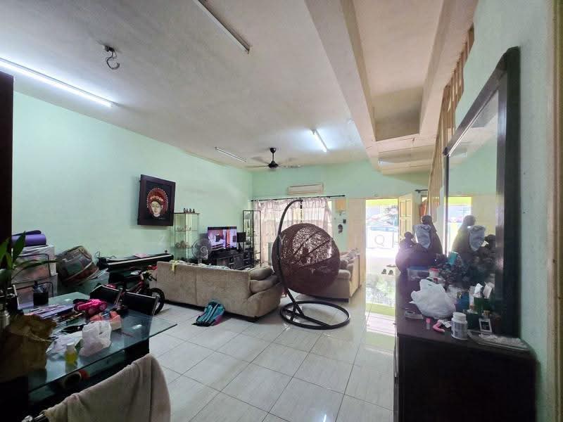 2-storey Terraced House for Sale in Sunway Batu Caves (Batu Caves) - Zul Syafiq - Living Room - PropertyGuru.com.my
