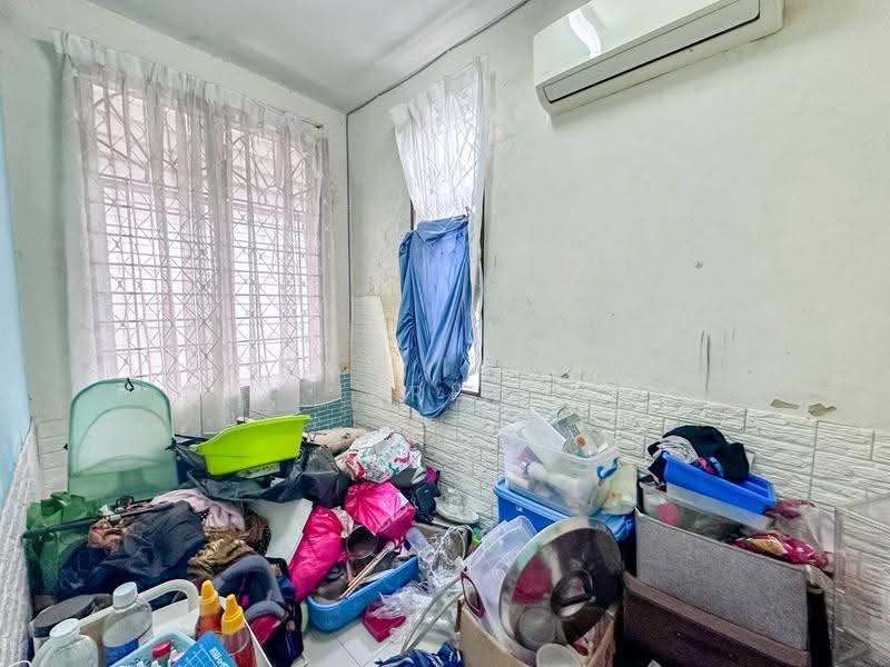2-storey Terraced House for Sale in Taman Mawar (Sepang) - Ahmad Ikhwan Arif - Interior - PropertyGuru.com.my