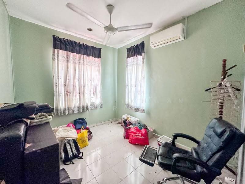 2-storey Terraced House for Sale in Taman Mawar (Sepang) - Ahmad Ikhwan Arif - Interior - PropertyGuru.com.my